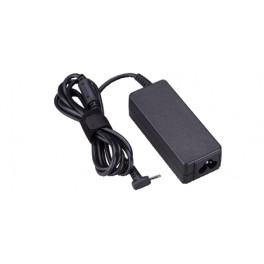 ALIMENTATORE SWITCH.X ASUS EEEPC 19VCC Alimentatore per netbook 19v 2,1a con spinotto 2,5x0,7mm dedicato asus